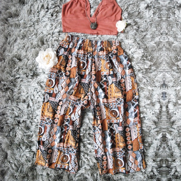 Vintage • Palazzo Pants with Unique 80's Pattern - Picture 2 of 4